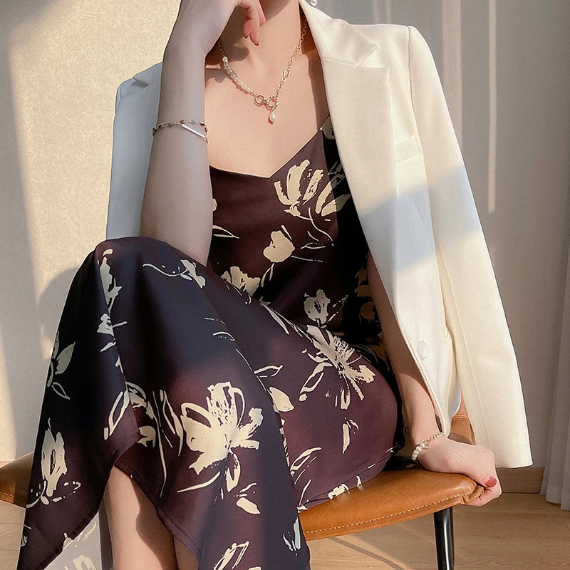 KnitLuxe® Kleid – Valtrex Damenkollektion